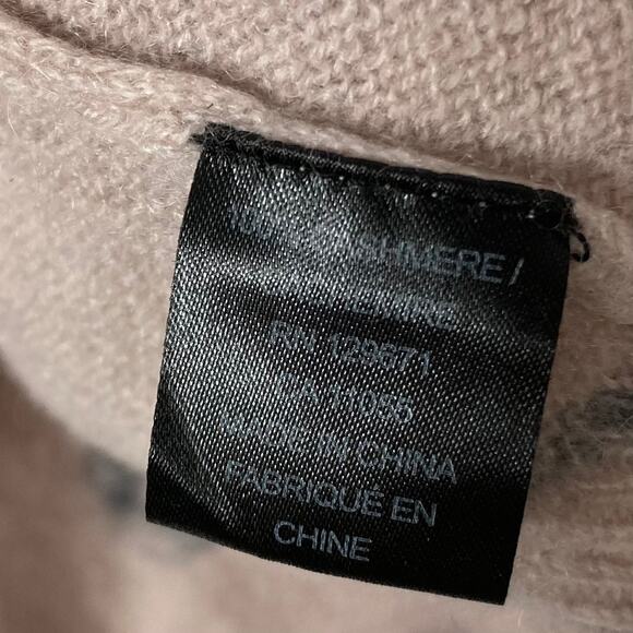 Nwot Skull Cashmere Sweater M Pink Black-Skulls Graphic V-Neck Long-Sleeve - Picture 5 of 9